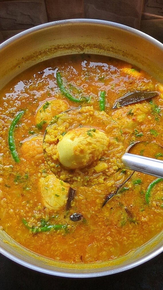 Moong-daal-with-egg